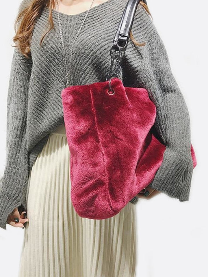 Cabas anse chaine fausse fourrure rose
