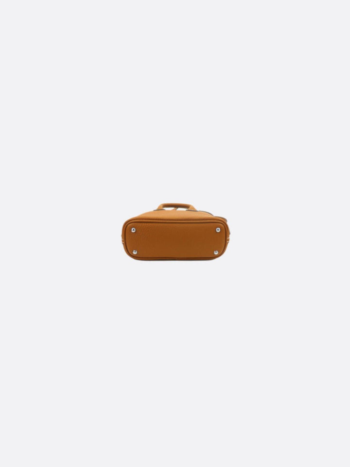 Small leather handbag with shoulder strap<br> Minimi