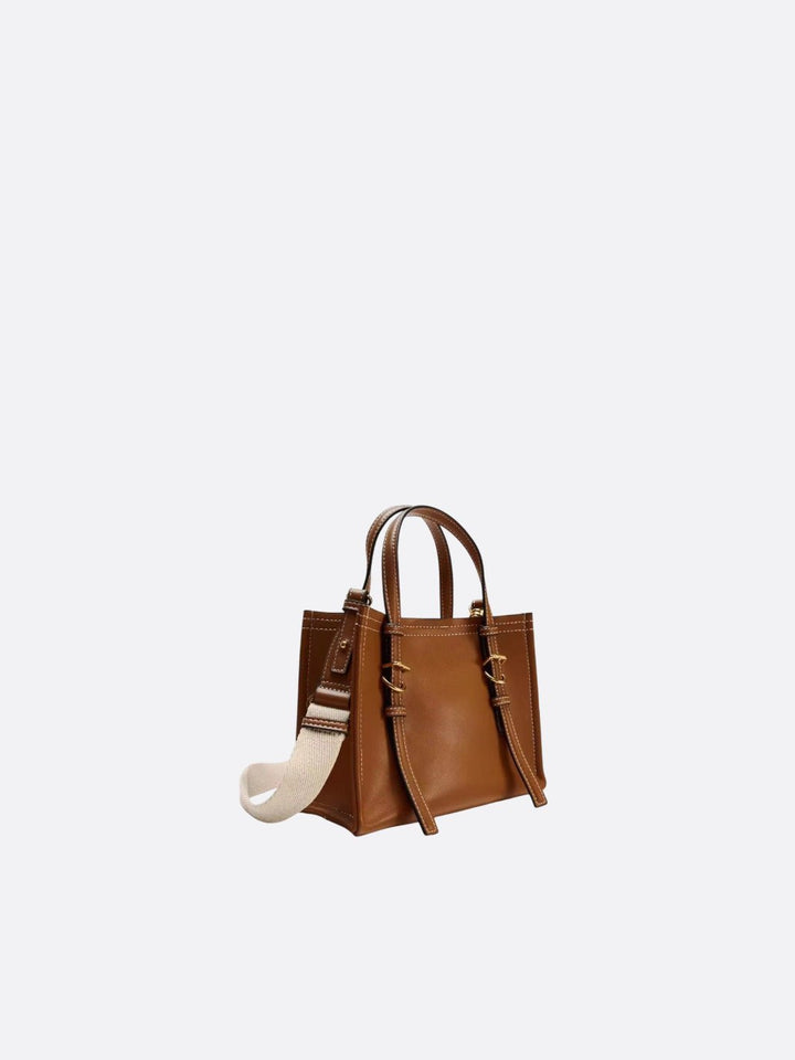 Square leather handbag<br> Brava