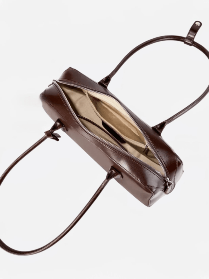 Leather baguette bag<br> Sésame