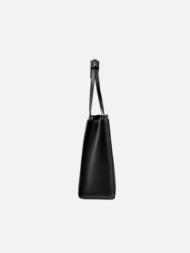 Leather tote bag with shoulder strap<br> Sorella
