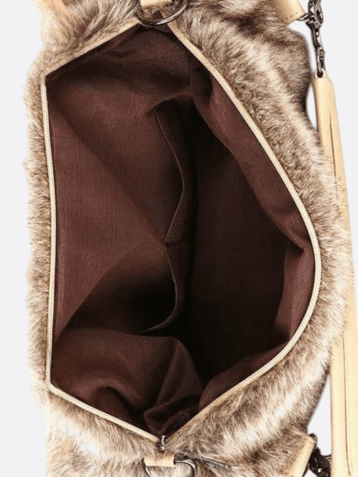 Beige faux fur bag<br>Norenzo