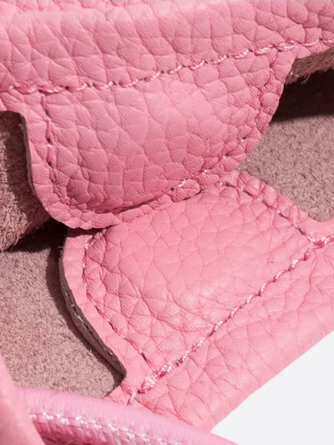 Leather phone bag<br> Beldi